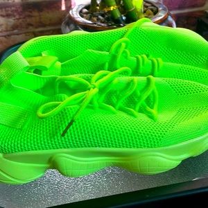 Brand NEW ! Bright green comfortable sneakers.